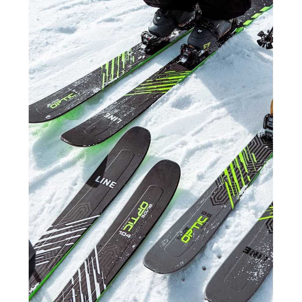 Skis 104 Optic q7