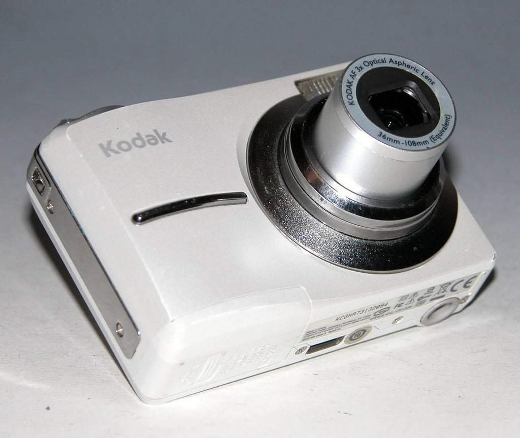 Digital Camera 9.2 MP Compact a7
