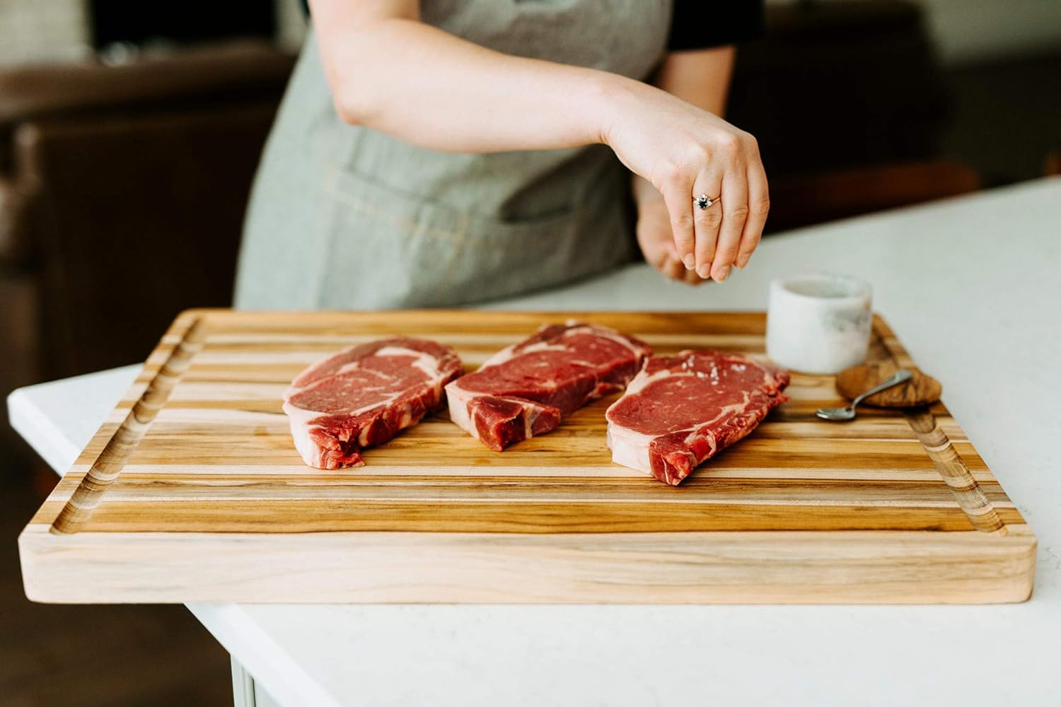 Large Wooden Cutting Board with Juice Groove 24x18x1.5 Inch a7