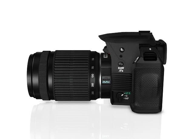 Digital SLR Camera Black 18-55mm 55-300mm Lenses q7