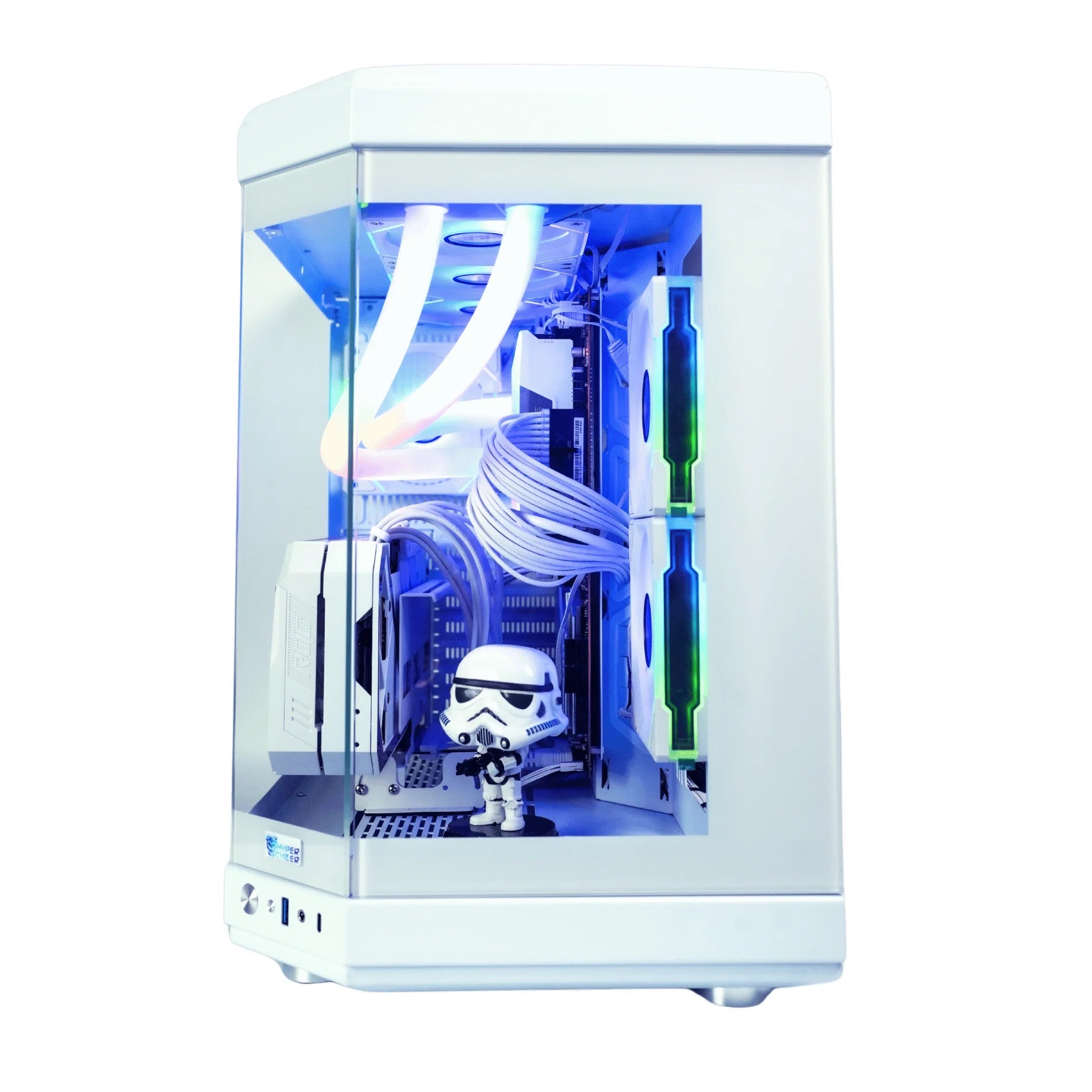Gaming PC with AMD Ryzen 7 and RTX 5090 k7