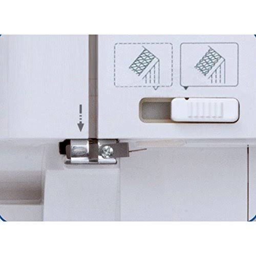 Coverstitch Machine with Bonus Bundle k7q
